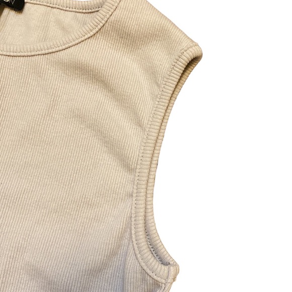 Papermoon Ribbed Crop - Picture 3 of 5